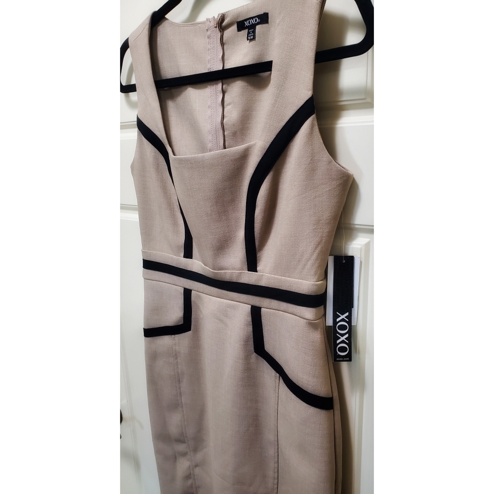 NWT XOXO Sheath Dress - Black & Tan - Picture 4 of 5